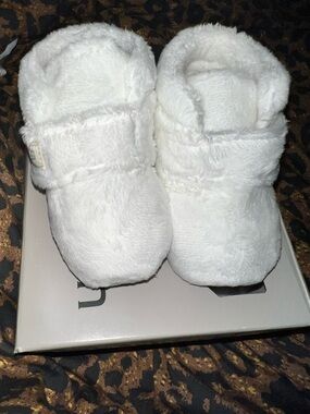 UGG White Plush Baby Booties - Cozy Faux Fur Slip-Ons